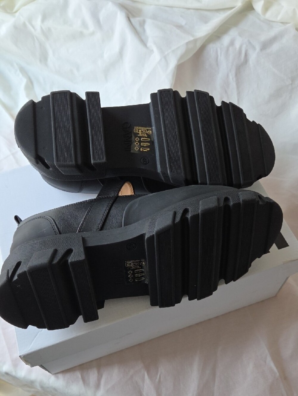GANNI Maryjane platforms - Picture 4 of 6